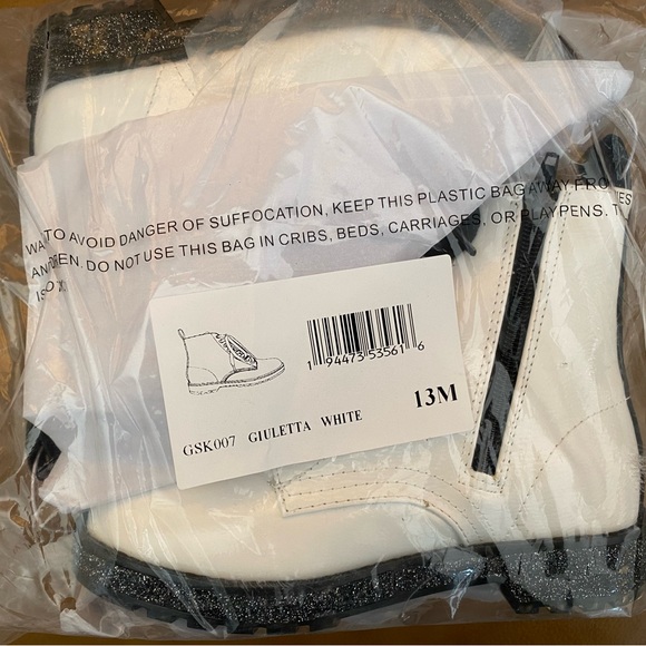 Giuletta Glitter Sole Boot - Picture 6 of 6